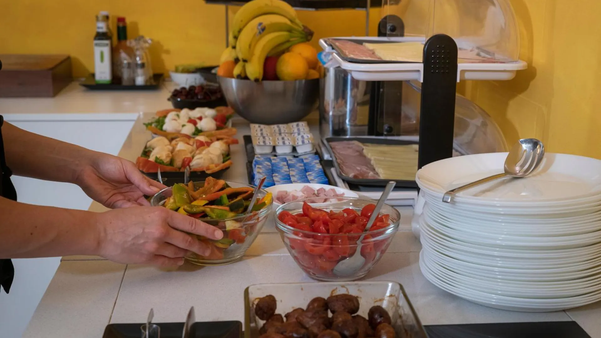 Smart Hotel Napoli  نابولي